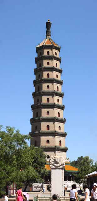 photo,material,free,landscape,picture,stock photo,Creative Commons,Summering mountain cottage yongyoutempleStupa, Buddhist reliquary, Chaitya, tower, Ch'ing