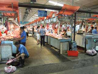 photo,material,free,landscape,picture,stock photo,Creative Commons,An eastern edge market, shop, market, butcher shop, Pork