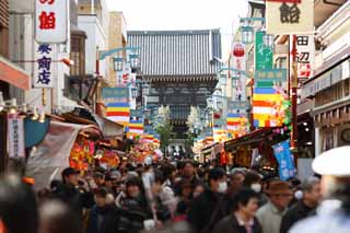 , , , , ,  .,Kawasakidaishi,     Shinto shrine, worshiper,  lining passageway,   shrine