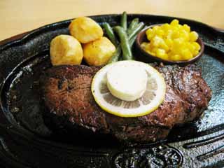 photo,material,free,landscape,picture,stock photo,Creative Commons,The steak of the Goto cow, Beef, steak, An iron plate, lemon