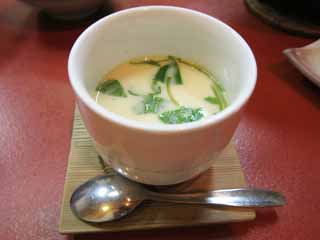 photo,material,free,landscape,picture,stock photo,Creative Commons,A custard-like egg and vegetable dish steamed in a cup, Japanese food, An egg, Honewort, bowl