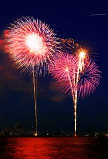 Foto, materiell, befreit, Landschaft, Bild, hat Foto auf Lager,Tokyo Bucht groartiges Feuerwerk, Feuerwerk, Nacht, Abschuss, Ein-Fufeuerwerkball