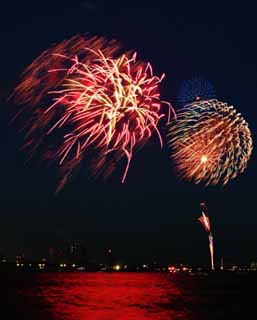 Foto, materiell, befreit, Landschaft, Bild, hat Foto auf Lager,Tokyo Bucht groartiges Feuerwerk, Feuerwerk, Nacht, Abschuss, Ein-Fufeuerwerkball