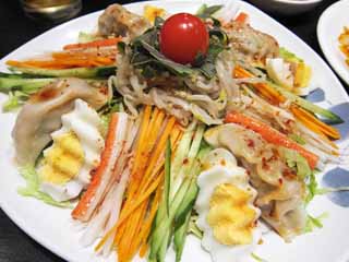 , , , , ,  .,Gyoza salad, , , , 