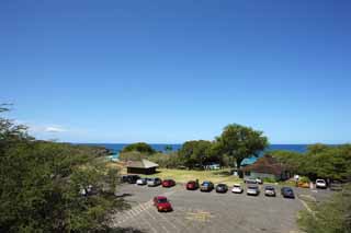 photo,material,free,landscape,picture,stock photo,Creative Commons,parking of Hapuna Beach, blue sky, Sea bathing, Blue, 
