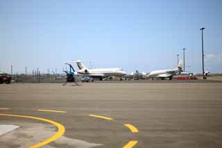 Foto, materieel, vrij, landschap, schilderstuk, bevoorraden foto,Een luchthaven, Particulier straalvliegtuig, Helikopter, Een luchthaven, 