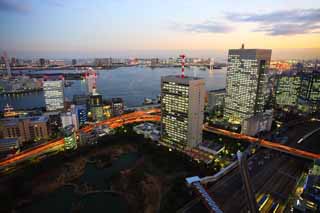 Foto, materiell, befreit, Landschaft, Bild, hat Foto auf Lager,Tokyo Nacht Sicht, Gebude, Das Stadtzentrumsgebiet, Ein alter Rasen kaiserliche Villa kniglicher Geschenkgarten, Odaiba