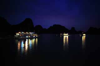 Foto, materieel, vrij, landschap, schilderstuk, bevoorraden foto,Halong Bay afgemeerde schepen, , , , 