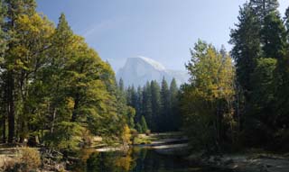 Foto, materieel, vrij, landschap, schilderstuk, bevoorraden foto,Bedaard Half Dome van de herfst, Rivier, Berg, Woud, Panoramcomposition