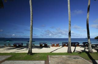 Foto, materiell, befreit, Landschaft, Bild, hat Foto auf Lager,Ein privater Strand eines frhen Morgens, setzen Sie Schirm auf Strand, sandiger Strand, blauer Himmel, Am Morgen