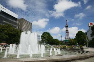 Foto, materiell, befreit, Landschaft, Bild, hat Foto auf Lager,Es ist ein Park Sapporo-Universitt zufolge, Springbrunnen, Turm, das Besichtigen von Stelle, Sapporo