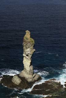 photo,material,free,landscape,picture,stock photo,Creative Commons,Loneliness of a prostitute child rock, cliff, Strangely shaped rocks, rock, wave