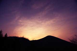 Foto, materieel, vrij, landschap, schilderstuk, bevoorraden foto,Een ridgeline van de morgen gloeien, De morgen gloeien, Horizon, Wolk, Het is leeg