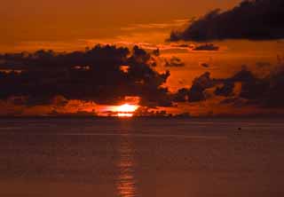 photo,material,free,landscape,picture,stock photo,Creative Commons,Dusk of Ishigaki-jima Island, cloud, The sea, The sun, sunset