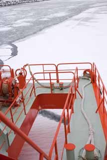 photo,material,free,landscape,picture,stock photo,Creative Commons,Crush drift ice, Drift ice, Ice, port, ship