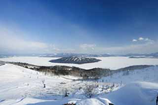 Foto, materieel, vrij, landschap, schilderstuk, bevoorraden foto,Kussharo plas van Bihoro Pass, Kussharo plas, Het is besneeuwd, Besneeuwd veld, Blauwe lucht