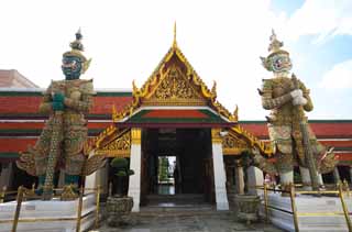 Foto, materiell, befreit, Landschaft, Bild, hat Foto auf Lager,Eine thailndische Htergottheit, Gold, Buddha, Tempel vom smaragdgrnen Buddha, Besichtigung