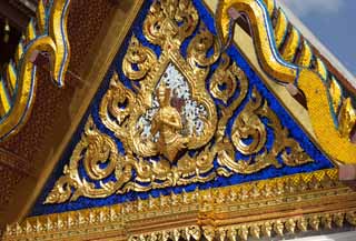 Foto, materieel, vrij, landschap, schilderstuk, bevoorraden foto,Goudene decoratie van De tempel van de Emerald Buddha, Goud, Boeddha, Tempel van de Smaragd Boeddha, Bezoekende touristenplaats
