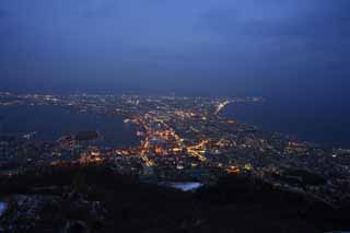 Foto, materieel, vrij, landschap, schilderstuk, bevoorraden foto,Een avond uitzicht van Mt. Hakodate-yama, Illumineringen, Een observatory, Stad verlichting, Poort stad