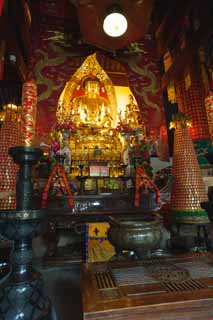 photo,material,free,landscape,picture,stock photo,Creative Commons,The Buddhist image of the mountain in winter temple, Buddhist image, Gold, , Buddhism