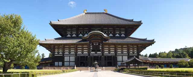 photo,material,free,landscape,picture,stock photo,Creative Commons,The Todai-ji Temple Hall of the Great Buddha, great statue of Buddha, wooden building, Buddhism, temple