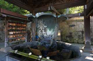 photo,material,free,landscape,picture,stock photo,Creative Commons,The dragon of Nigatsu-do Hall, Hand-washing, ladle, I cleanse it, blue bronze statue