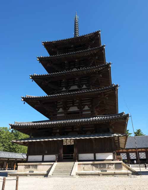 fotografia, materiale, libero il panorama, dipinga, fotografia di scorta,Tempio di Horyu-ji cinque pagoda di Storeyed, Buddismo, Cinque pagoda di Storeyed, edificio di legno, cielo blu