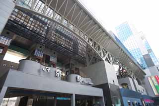 Foto, materiell, befreit, Landschaft, Bild, hat Foto auf Lager,Die Kyoto-Station Quadrat, blauer Himmel, Eisenbahn, Station, Stahlrahmen