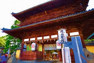 illustration,material,free,landscape,picture,painting,color pencil,crayon,drawing,Kompira-san Shrine Daimon, Shinto shrine Buddhist temple, lantern, wooden building, Shinto