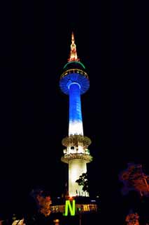 Illust, materieel, vrij, landschap, schilderstuk, schilderstuk, kleuren potlood, crayon, werkje,N toren in het Seoel, Een elektrisch golf toren, N toren in het Seoel, Avond uitzicht, Blauw