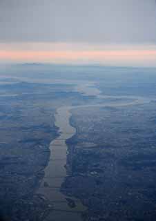 Foto, materiell, befreit, Landschaft, Bild, hat Foto auf Lager,Schemering Van de Han, Nordkorea, Brcke, groer Fluss, Bei Dunkelheit