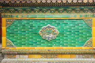 photo,material,free,landscape,picture,stock photo,Creative Commons,The wall of the old palace, tile, Ceramic ware, Relief, Bluish green