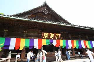 Foto, materiell, befreit, Landschaft, Bild, hat Foto auf Lager,Die Verehrungshalle eines Buddhistischen Tempels von Hase-dera Temple, Die Haupthalle eines Buddhistischen Tempels, hlzernes Gebude, Chaitya, Mitera der Blume