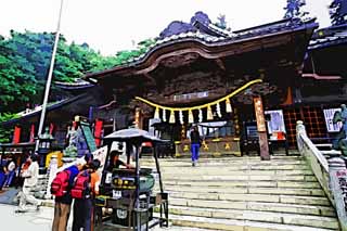 illustration,material,free,landscape,picture,painting,color pencil,crayon,drawing,The main hall of a Buddhist temple of the Takao dried yam medicine emperor, The main hall of a Buddhist temple, Chaitya, mountaineering ascetic, Buddhist monk