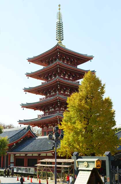 photo,material,free,landscape,picture,stock photo,Creative Commons,Senso-ji Temple Five Storeyed Pagoda, Chaitya, Senso-ji Temple, Asakusa, I am painted in red