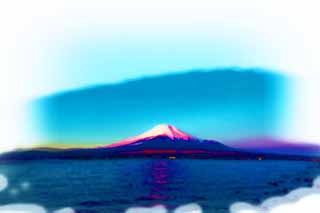 illust, matire, libre, paysage, image, le tableau, crayon de la couleur, colorie, en tirant,Fuji rouge, Fujiyama, Les montagnes neigeuses, surface d'un lac, L'incandescence du matin