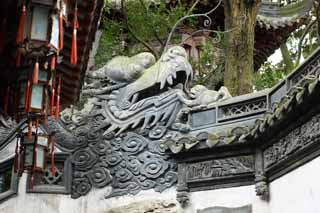 photo,material,free,landscape,picture,stock photo,Creative Commons,Yuyuan Garden dragon wall, Joss house garden, dragon, roof tile, Chinese building