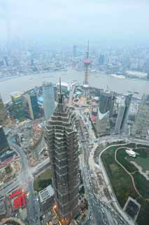 Foto, materiell, befreit, Landschaft, Bild, hat Foto auf Lager,Entwicklung von Schanghai, Das Zentrum wo Schanghai-Welt finanziell, Pudong New-Gebiet, Armbanduhr Ost-leichter Ballzug; ein Turm, Wolkenkratzer