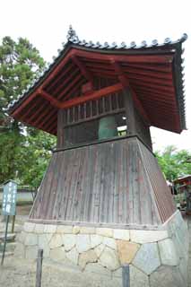 photo,material,free,landscape,picture,stock photo,Creative Commons,Taima temple bell tower, Buddhism architecture, temple bell, musical instrument, Striking a bell