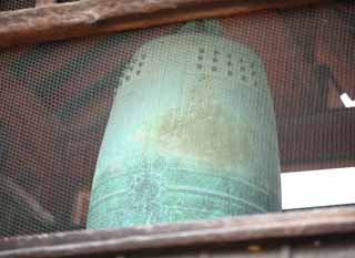 photo,material,free,landscape,picture,stock photo,Creative Commons,Taima temple temple bell, Buddhism architecture, temple bell, musical instrument, Striking a bell