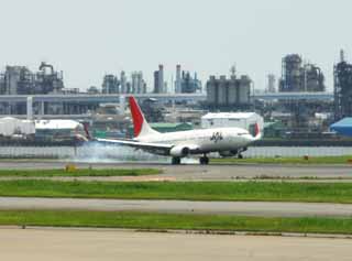 Foto, materiell, befreit, Landschaft, Bild, hat Foto auf Lager,Das Landen jetzt, Dsenflugzeug, Ein Flughafen, Landung, Ankunft