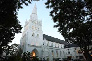 photo,material,free,landscape,picture,stock photo,Creative Commons,Cent Andrews sanctuary, Christianity, Gothic architecture, white wall, spire