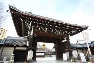 photo,material,free,landscape,picture,stock photo,Creative Commons,The west Honganji shrine in which the founder's image is installed in gate, Honganji, Chaitya, The gate, lantern