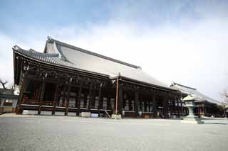 Foto, materiell, befreit, Landschaft, Bild, hat Foto auf Lager,Westlicher Honganji-Schrein, in dem ins Bild des Grnders installiert wird, Honganji, Chaitya, Shinran, hlzernes Gebude