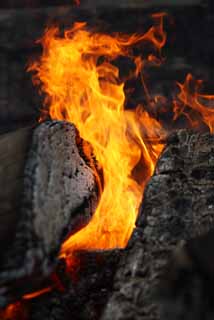 Foto, materiell, befreit, Landschaft, Bild, hat Foto auf Lager,Ishigami bedeutender Schrein Feuer im Freien, Die japanische Chronik von Japan, Das heilige Feuer, Ein Feuer im Freien, 