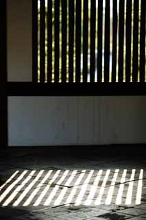 photo,material,free,landscape,picture,stock photo,Creative Commons,Tofuku-ji Temple founder's shrine, Chaitya, lattice window, light, shadow