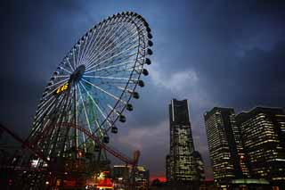 fotografia, materiale, libero il panorama, dipinga, fotografia di scorta,Yokohama Minato Mirai 21, torre di pietra miliare, Ferris la ruota, Un parco di divertimenti, citt di modello futura