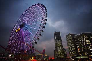 photo,material,free,landscape,picture,stock photo,Creative Commons,Yokohama Minato Mirai 21, landmark tower, Ferris wheel, An amusement park, future model city