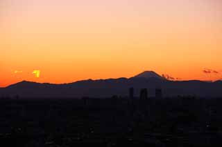 Foto, materiell, befreit, Landschaft, Bild, hat Foto auf Lager,Mt. Fuji der Dmmerung, Mt. Fuji, Gebude, leichte Linie, Berg