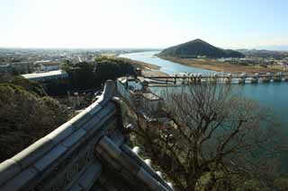Foto, materiell, befreit, Landschaft, Bild, hat Foto auf Lager,Das Inuyama-jo Burgburgturm, weie Kaiserliche Burg, Kiso-gawa-Fluss, Burg, 